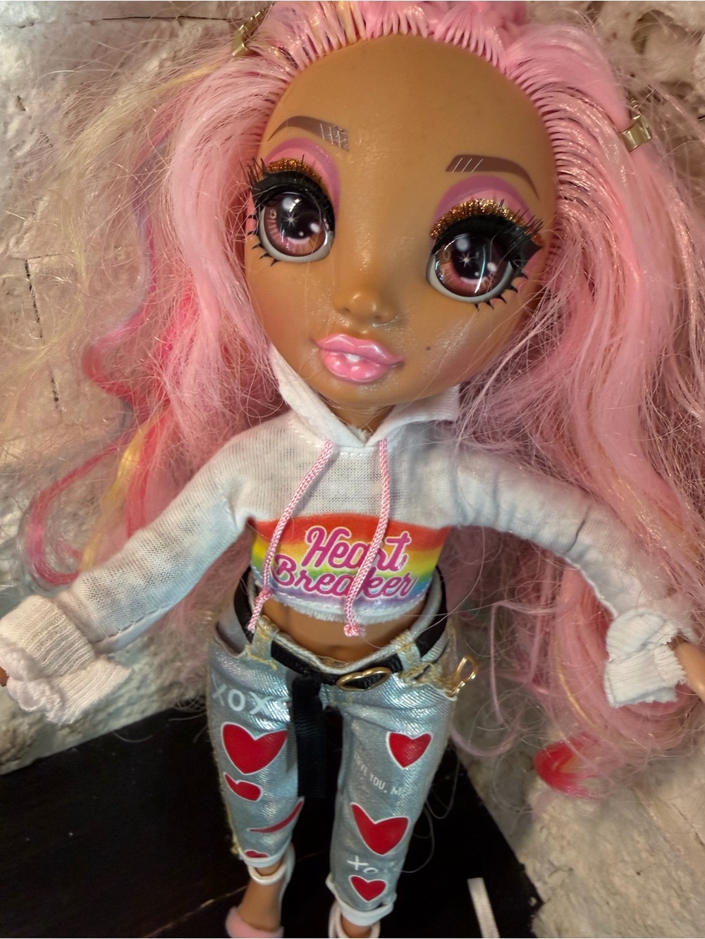 Rainbow High Kia Hart Fashion Doll and Accessories Valentine’s Day Special MGA